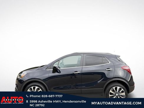 Used 2022 Buick Encore Preferred w/ Safety Package image 2