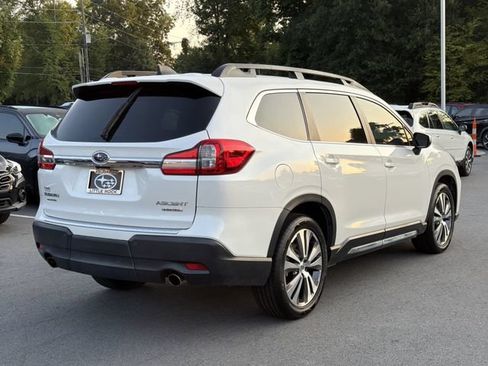 Used 2022 Subaru Ascent Limited w/ Technology Package AWD/4WD image 3