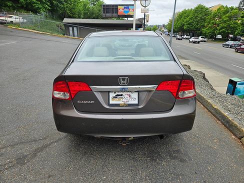 Used 2010 Honda Civic EX-L image 4