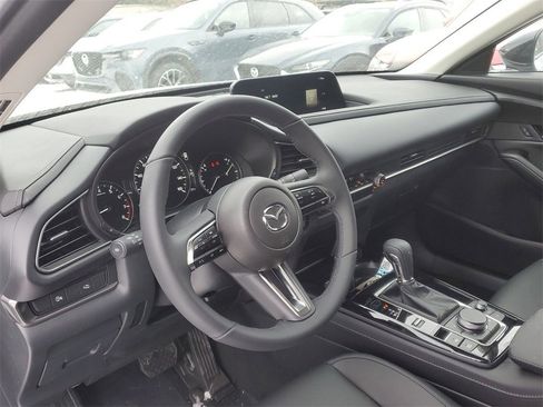 New 2025 MAZDA CX-30 AWD 2.5 S w/ Select Sport Pkg image 14