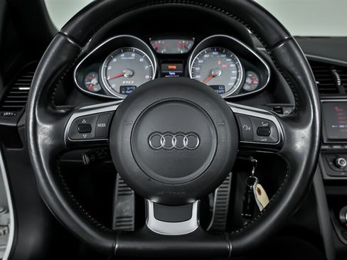 Used 2011 Audi R8 V8 AWD/4WD image 23