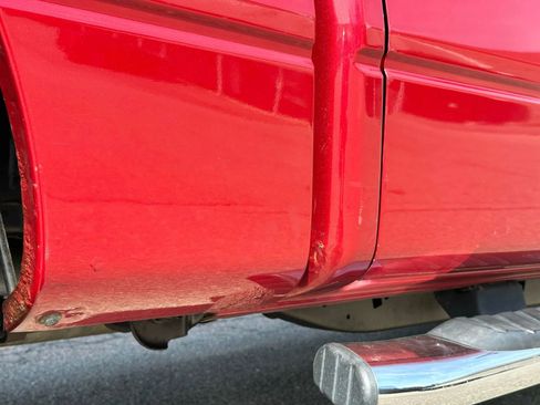 Used 2010 Ford F150 XLT image 23