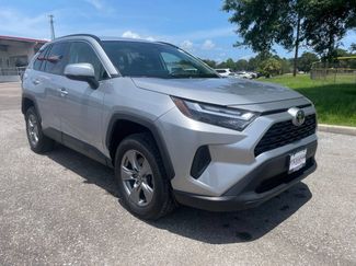 Used 2024 Toyota RAV4 XLE FWD video 1