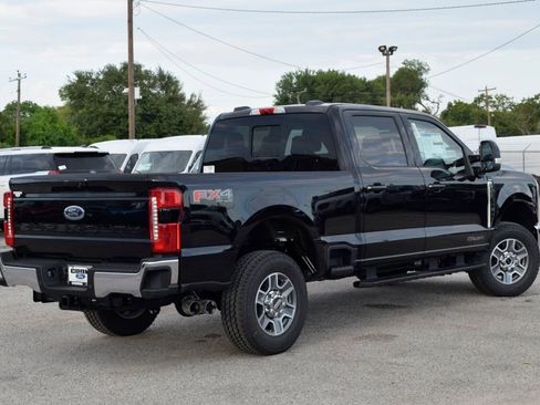 New 2026 Ford F250 Lariat w/ Lariat Premium Package image 6