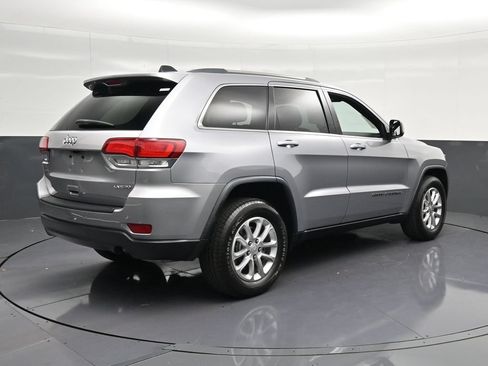 Used 2021 Jeep Grand Cherokee Laredo RWD image 8