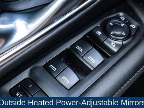 Used 2024 Chevrolet Tahoe LT w/ LT Signature Plus Package image 24