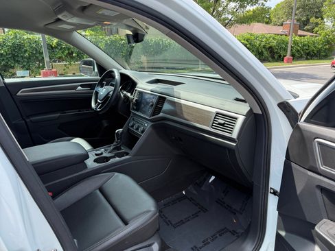Used 2019 Volkswagen Atlas SE w/ Towing Package AWD/4WD image 27