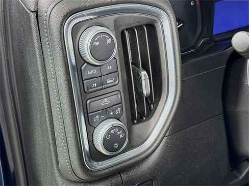 Used 2019 GMC Sierra 1500 SLE w/ SLE Value Package image 10