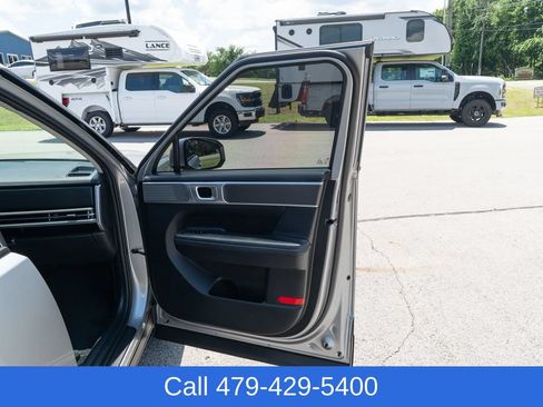 Used 2024 Hyundai Santa Fe SEL FWD image 16