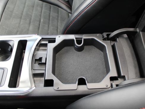 Used 2023 Ford Edge ST-Line AWD/4WD image 35