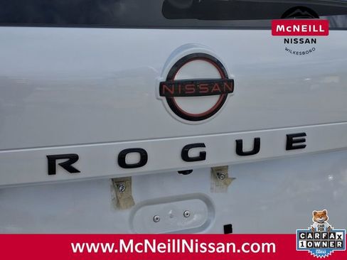 Used 2025 Nissan Rogue SV w/ Rock Creek Premium Package image 32