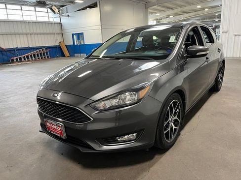 Used 2018 Ford Focus SEL FWD image 7
