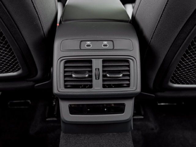 Used 2026 Audi Q5 Premium AWD/4WD image 23