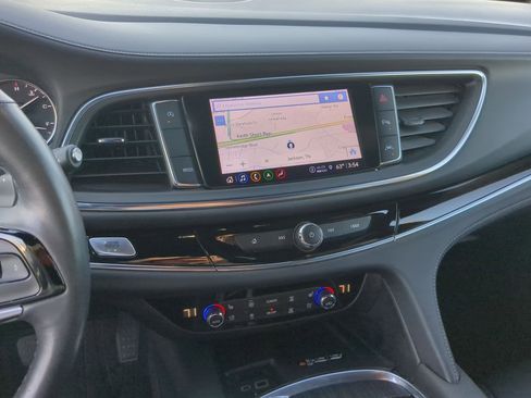 Used 2024 Buick Enclave Avenir w/ Avenir Technology Package image 21