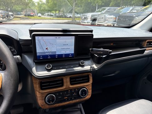 Used 2024 Ford Maverick Lariat w/ Black Appearance Package FWD image 26