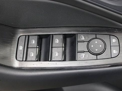 Certified 2026 Nissan Rogue S FWD image 17