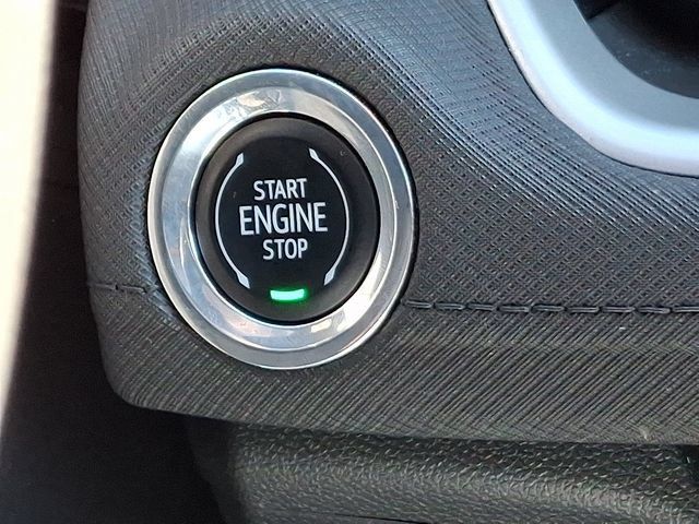 Used 2025 Chevrolet TrailBlazer LT AWD/4WD image 23