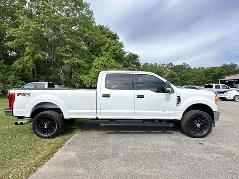 Used 2017 Ford F250 XLT w/ XLT Value Package AWD/4WD image 20