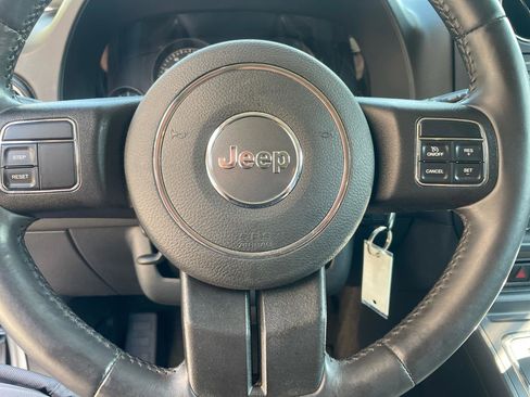 Used 2015 Jeep Patriot High Altitude AWD/4WD image 22