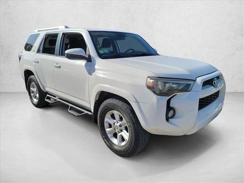 Used 2014 Toyota 4Runner SR5 image 3