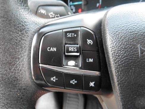 Used 2020 Ford Transit 150 Medium Roof RWD image 10