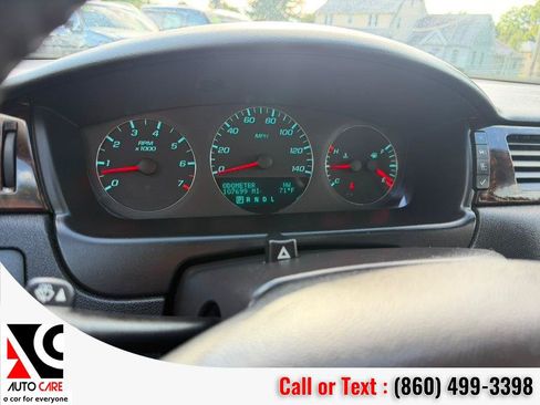 Used 2013 Chevrolet Impala LTZ FWD image 19