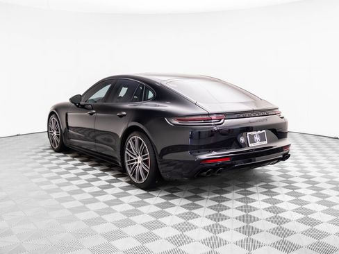 Used 2020 Porsche Panamera GTS image 3