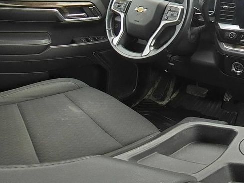 Used 2024 Chevrolet Silverado 1500 LT AWD/4WD image 24