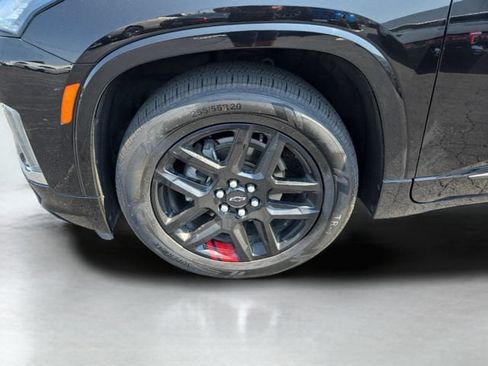 Used 2023 Chevrolet Traverse Premier w/ Redline Edition AWD/4WD image 43