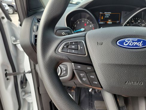 Certified 2018 Ford Escape SE image 12