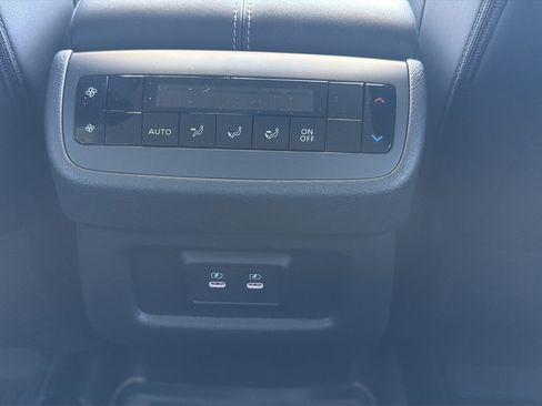 New 2026 Nissan Pathfinder SL AWD/4WD image 19