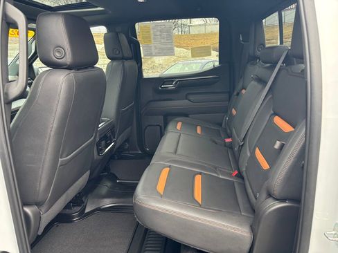 Used 2023 GMC Sierra 1500 AT4 w/ AT4 Premium Package image 16