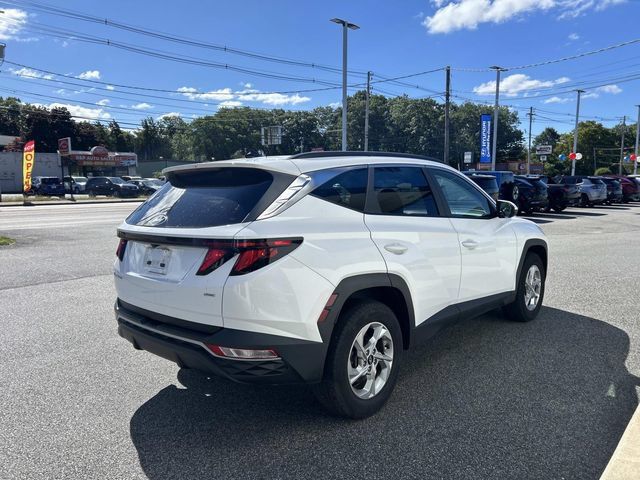 Used 2024 Hyundai Tucson SEL AWD/4WD image 3