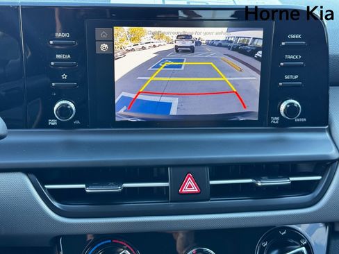 New 2026 Kia Seltos LX FWD image 16