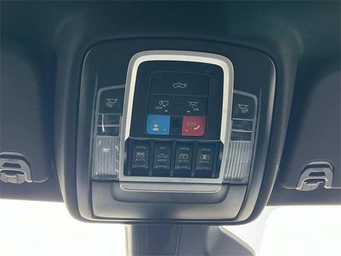 Used 2025 RAM 1500 Limited image 29