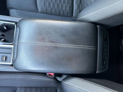 Used 2022 Nissan Pathfinder SV w/ Cargo Package image 26