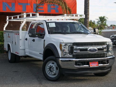 Used 2019 Ford F550 4x4 Crew Cab Super Duty image 2
