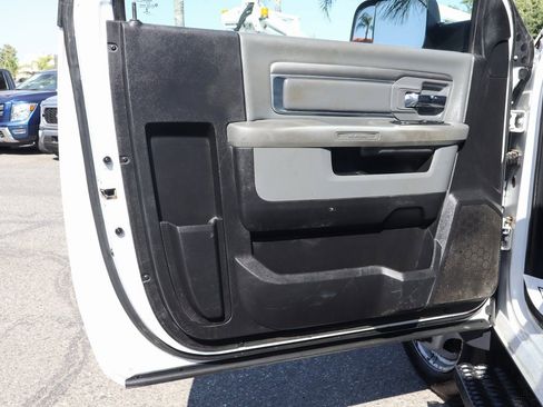 Used 2018 RAM 4500 Tradesman w/ Power & Remote Entry Group image 17