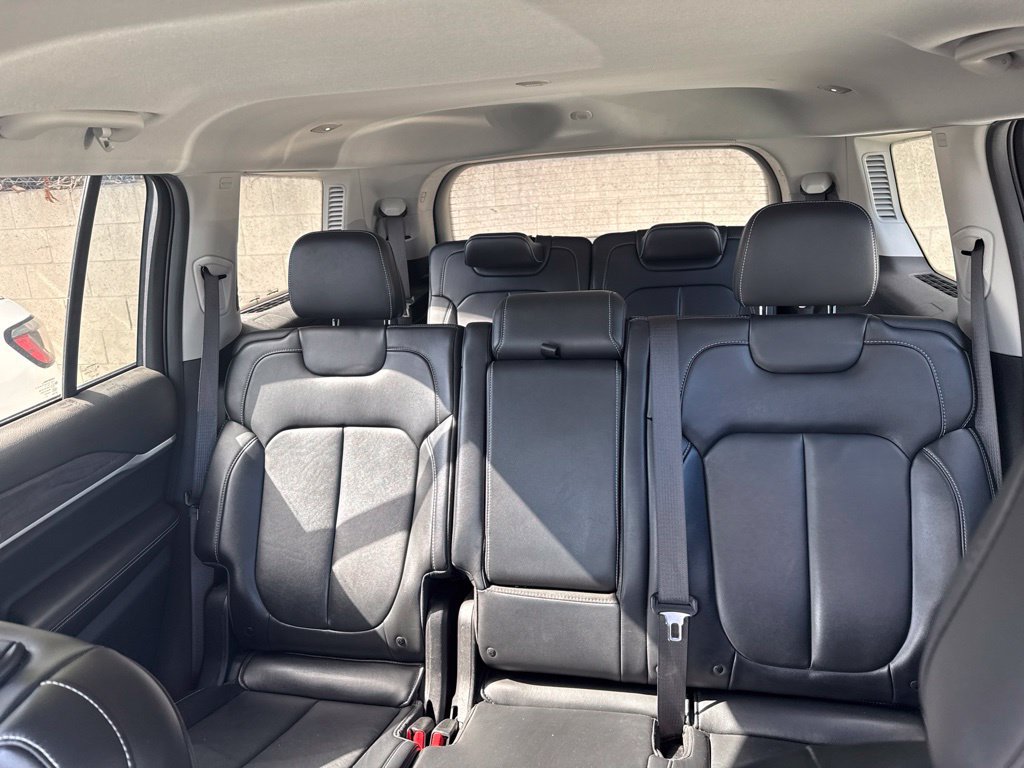 Used 2021 Jeep Grand Cherokee L Limited RWD image 13