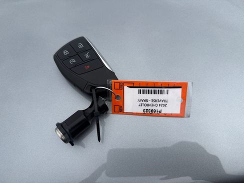 Used 2024 Chevrolet Traverse RS w/ LPO, Floor Liner Package image 29