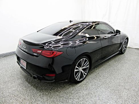 Used 2017 INFINITI Q60 2.0t w/ Premium Plus Package 2.0T image 6