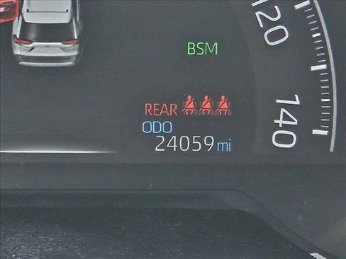 Used 2024 Toyota RAV4 XLE Premium AWD/4WD image 18