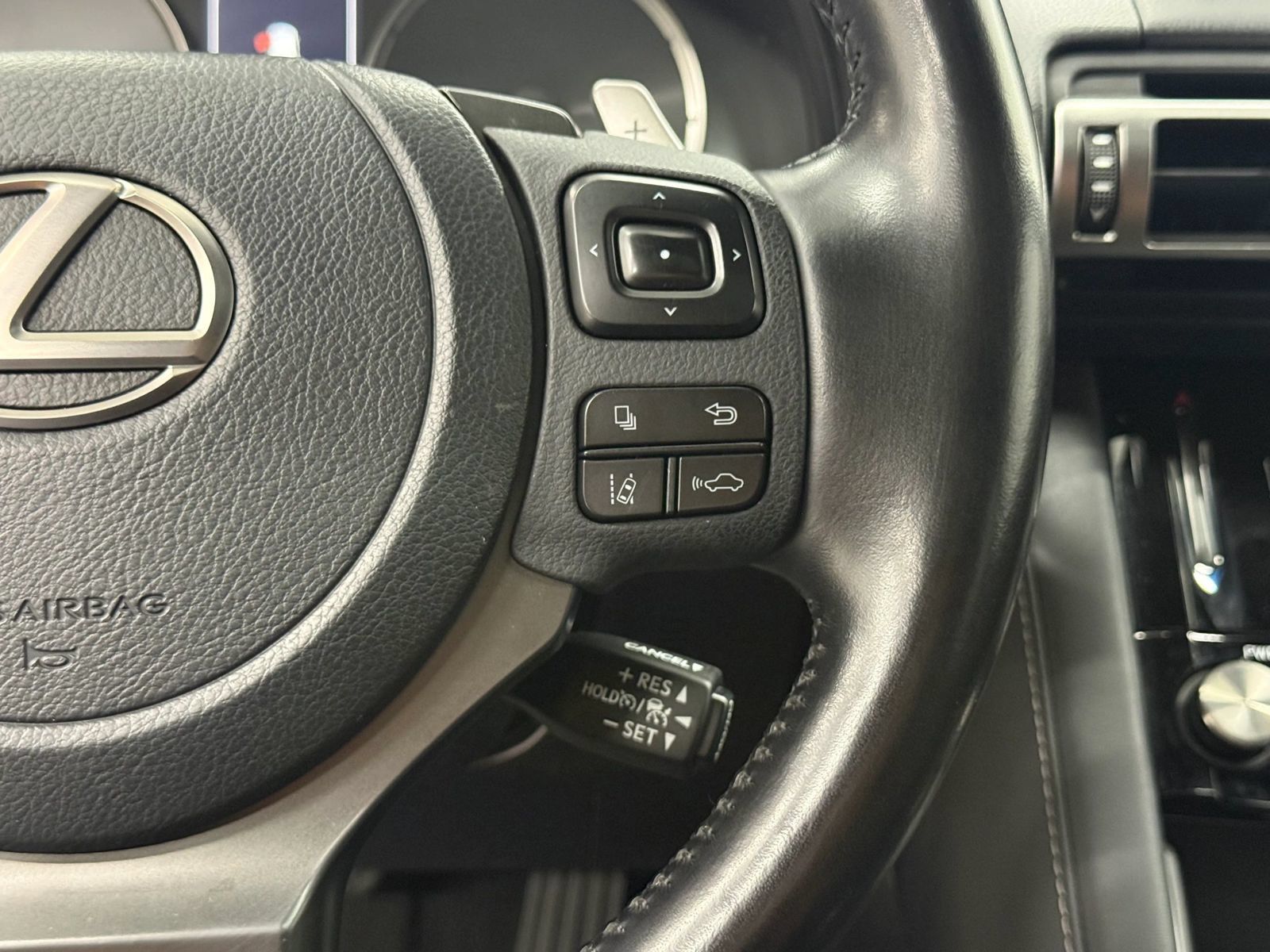 Used 2022 Lexus IS 300 w/ Premium Package RWD image 28