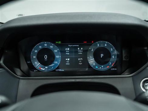 New 2025 Land Rover Range Rover Velar S image 22