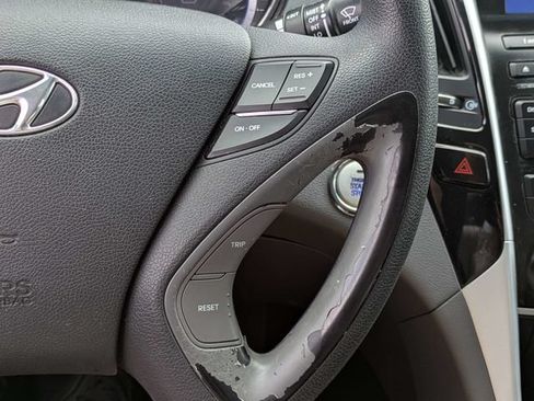 Used 2011 Hyundai Sonata Limited FWD image 24