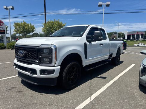 Used 2023 Ford F250 XL w/ STX Appearance Package AWD/4WD image 21