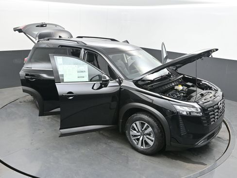 New 2026 Nissan Pathfinder SL FWD image 40