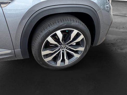 Used 2023 Volkswagen Atlas SEL Premium AWD/4WD image 12