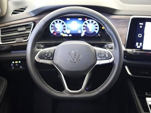 New 2026 Volkswagen Atlas SEL image 13