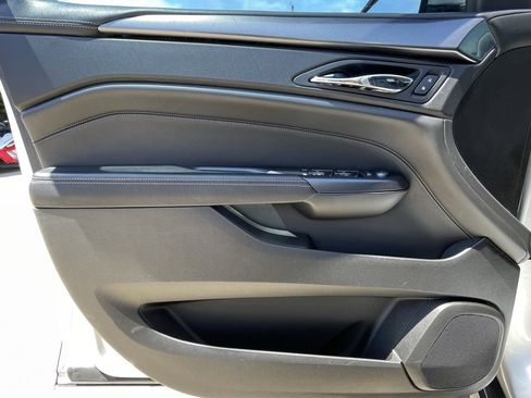 Used 2013 Cadillac SRX FWD image 33